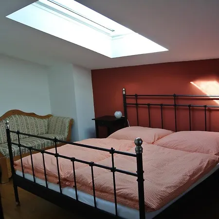 Jausenstation Vogelhutte *