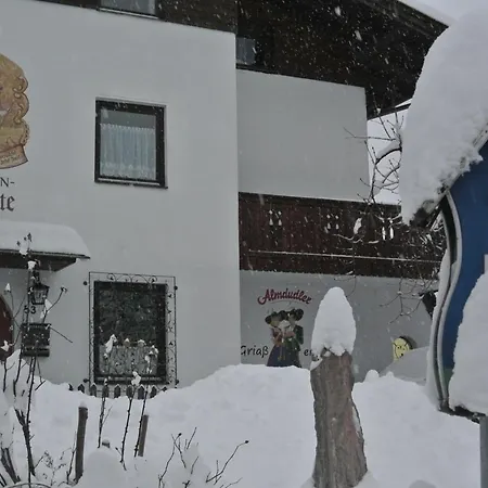 Jausenstation Vogelhutte 住宿加早餐酒店 *