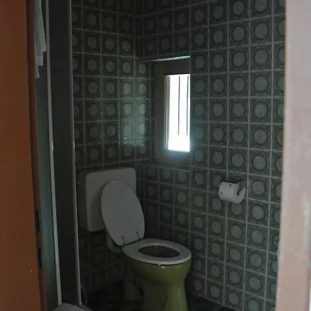 Jausenstation Vogelhutte * インスブルック